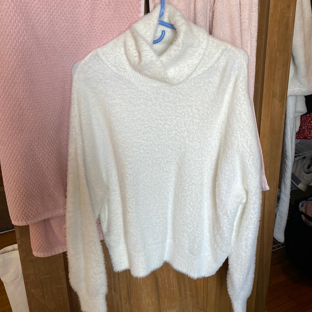 H&M turtleneck